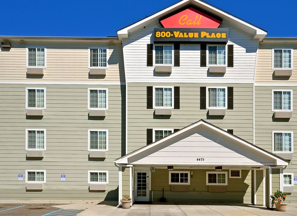 Woodspring | Airport I-526 Hotel